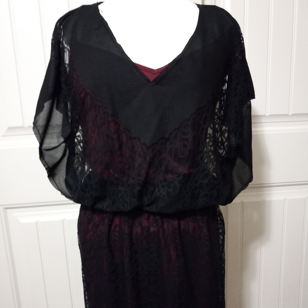 NWT MAX STUDIO Lace Print V-Neck Mesh Dress Size M